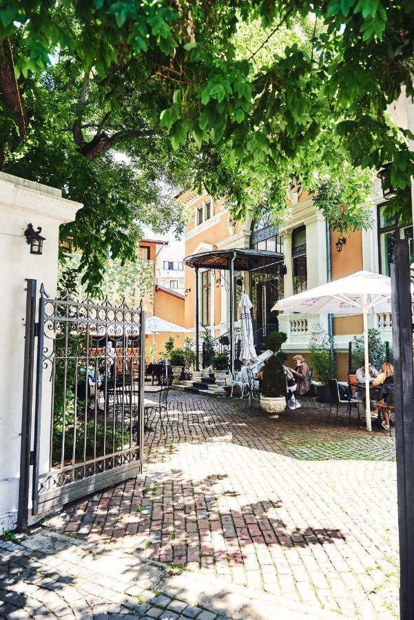 Barrio Pensión 3*
